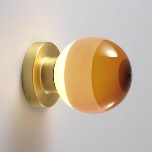MARSET LED nástenné svetlo Dipping Light A2, krémová/mosadz, Mosadz / zlato, Obývacia izba / jedáleň, kov, Dizajn, Nástenné svietidlo