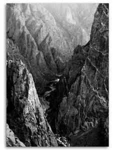 Obraz na plátne Čiernobiela horská krajina Rozmery: 40 x 60 cm