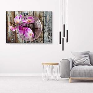 Obraz na plátne Orchidea na pozadí dosiek Rozmery: 60 x 40 cm