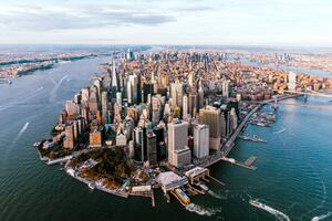 Umelecká fotografie Aerial view of Loser Manhattan skyline,, Alexander Spatari, (40 x 26.7 cm)