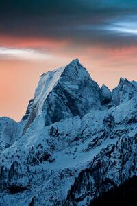 Umelecká fotografie Dramatic sunrise over snowy peak Badile,, Roberto Moiola / Sysaworld, (26.7 x 40 cm)
