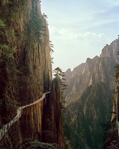 Fotografia Pathway winding through Chinese mountian landscape, DKP, (30 x 40 cm)