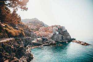 Umelecká fotografie Landscape image of famous Cinque Terre, Italy, Carol Yepes, (40 x 26.7 cm)