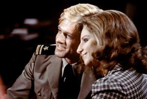 Fotografia Robert Redford And Barbra Streisand, The Way We Were 1973 Directed By Sydney Pollack, (40 x 26.7 cm)