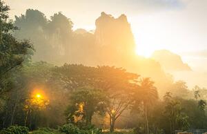 Umelecká fotografie Mountains of Khao Sok national park in Thailand, ViewApart, (40 x 26.7 cm)
