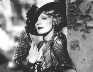 Umelecká fotografie Blonde Venus 1932, (40 x 30 cm)