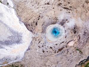 Umelecká fotografie Aerial overhead view of geyser, Geysir, Iceland, Matteo Colombo, (40 x 30 cm)