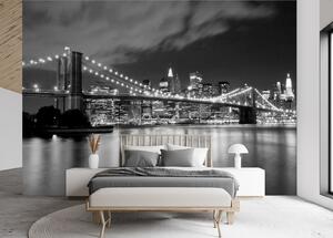 Fototapeta Brooklynský most v noci, New York Materiál: Vliesová, Rozmery: 200 x 140 cm