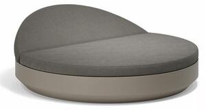 Vondom Denná posteľ s polohovateľnou chrbtovou opierkou Vela, Vondom, okrúhla 210x40 cm, matt polyethylen, matrac vonkajšia látka Group 1A a 1B, farebné vyhotovenie podľa vzorkovníka