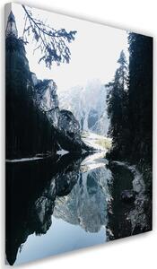 Obraz na plátne Hory odrážajúce sa v jazere - Dmitry Belov Rozmery: 40 x 60 cm