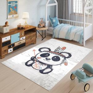 Detský koberec s motívom rozkošnej indiánskej pandy Šírka: 120 cm | Dĺžka: 170 cm