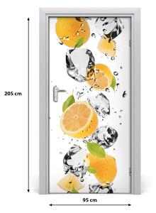 Fototapeta na dvere samolepiace citrón a voda 95x205 cm