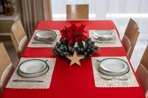 Dekorstudio Luxusné Vianočné prestieranie na stôl s hviezdami zlaté SW29 - sada 2 kusy