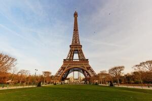 Samolepiaca fototapeta slávna Eiffelova veža - 225x150