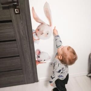 INSPIO-textilná prelepiteľná nálepka - Nálepky na steny do detskej izby - Akvarelové zvieratká okolo dverí