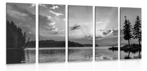 5-dielny obraz odraz horského jazera v čiernobielom prevedení - 100x50