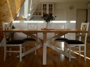 Jedálenský stôl KRISTÍNA Druh dreva: Buk, Farba podnože: čierna