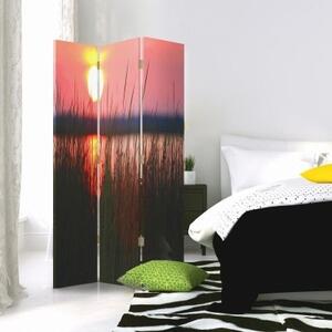 Ozdobný paraván Jezero Sunset Lake - 110x170 cm, trojdielny, klasický paraván