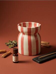 Sinsay - Voňavá sviečka Sandalwood&Patchouli - červená