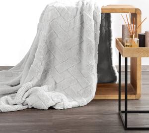 DEKA Z MIKROFLANELU CARO 70X160 CM STRIEBORNÁ