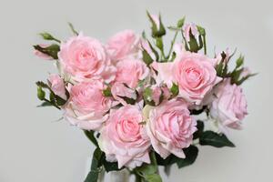 Ružová umelá ruža s pukmi 42cm