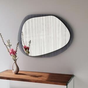 Hanah Home Dekoratívne nástenné zrkadlo Aqua 75x55 cm sivé