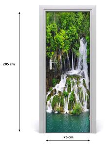 Fototapeta na dvere vodopád v lese 75x205 cm