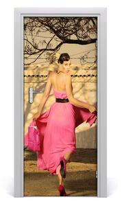 Fototapeta na dvere ľudia žena ružová 85x205 cm