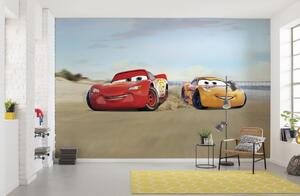 Fototapety Disney Cars , rozmer 368 cm x 254 cm, závod na pláži Mc Queen a Cruz Ramirez, Komar 8-4100