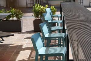 Stima Plastová barová stolička TRILL STOOL Odtieň: Zelená - Agave