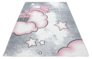 Detský koberec Kids Macko na obláčiku ružový