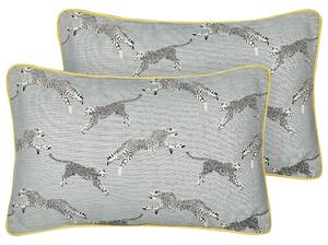 Sada 2 dekoratívnych vankúšov sivá bavlna 30 x 50 cm motív geparda s potlačou doplnky