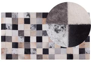 Koberec viacfarebný hovädzia koža 80 x 150 cm geometrický vzor patchwork ručná výroba obdĺžnikový tvar moderný štýl obývačka spálňa