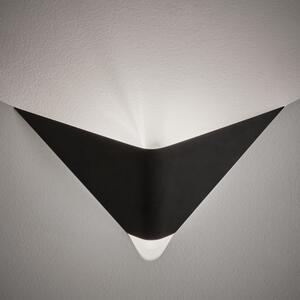 Čierne kovové nástenné svietidlo Ginebra - Kave Home