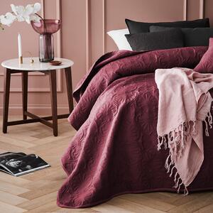 Dekorstudio Elegantný prehoz na posteľ LEILA v bordovej farbe Rozmer prehozu (šírka x dĺžka): 200x220cm