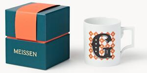 Westwing x MEISSEN, Ručne vyrobený hrnček's ozdobným motívom Initials