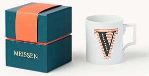 Westwing x MEISSEN, Ručne vyrobený hrnček's ozdobným motívom Initials