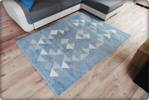 Dekorstudio Moderný koberec RELAX - Svetlo modrý s trojuholníkmi Rozmer koberca: 180x260cm