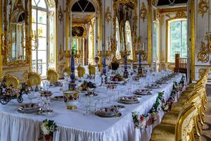DIMEX | Vliesové fototapety na stenu Hermitage pavilón, Puškin MS-5-0897 | 375 x 250 cm | vicefarebná, biela, žltá