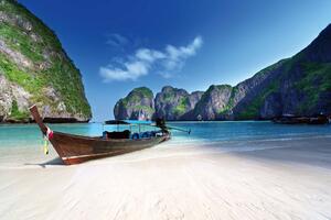 DIMEX | Vliesové fototapety na stenu Phi Phi Island, Thajsko MS-5-2743 | 375 x 250 cm | zelená, modrá, biela