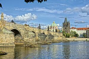 DIMEX | Vliesové fototapety na stenu Pohľad na Karlov most MS-5-0677 | 375 x 250 cm | modrá, biela, šedá