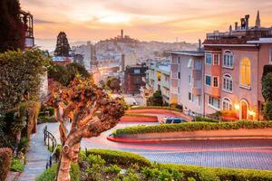 DIMEX | Vliesové fototapety na stenu San Francisco východ slnka MS-5-2985 | 375 x 250 cm | zelená, červená, biela, oranžová