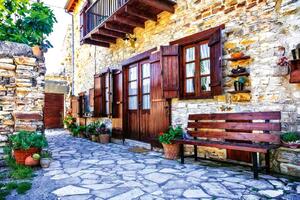 DIMEX | Vliesové fototapety na stenu Dedina Lefkara MS-5-0759 | 375 x 250 cm | zelená, hnedá, šedá