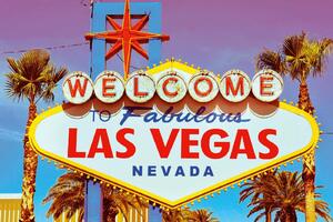 DIMEX | Vliesové fototapety na stenu Vitajte v Las Vegas MS-5-2955 | 375 x 250 cm | modrá, červená, biela, žltá