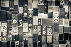 DIMEX | Vliesové fototapety na stenu Staré hudobné reproduktory MS-5-2110 | 375 x 250 cm | biela, čierna, metalická, šedá
