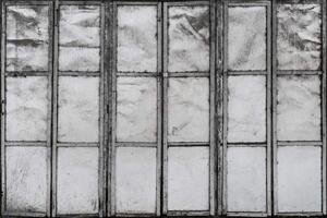 DIMEX | Vliesové fototapety na stenu Kovové dvere kôlne MS-5-0828 | 375 x 250 cm | biela, čierna, šedá