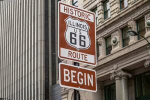 DIMEX | Vliesové fototapety na stenu Route 66 v Illinois MS-5-2143 | 375 x 250 cm | čierna, hnedá, šedá