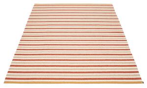 Pappelina Koberec TEO Brick/Beige/Vanilla – tehlový, veľkosť koberca 230 x 320 cm