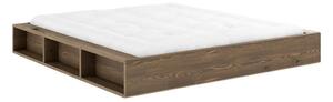 Hnedá dvojlôžková posteľ z borovicového dreva s roštom 180x200 cm Ziggy – Karup Design