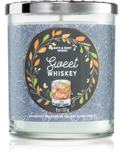 Bath & Body Works Sweet Whiskey vonná sviečka 227 g